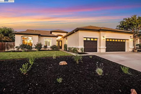4318 Silverado Dr, Oakley, CA 94561 photo 1