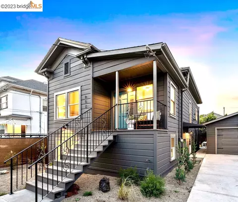 952 33rd St, Oakland, CA 94608 photo 1