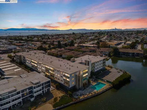 2137 Otis Dr #112, Alameda, CA 94501 photo 1