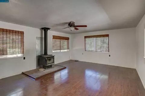 9130 Balderston Rd, Georgetown, CA 95634 photo 1