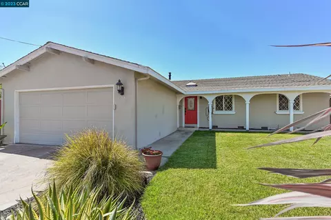 2246 Olympic Dr, Martinez, CA 94553 photo 1