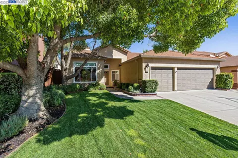 397 Bryce Dr, Morgan Hill, CA 95037 photo 1