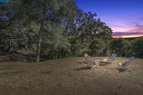 3145 Gloria Ter, Lafayette, CA 94549 photo 1