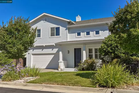 617 Maiden Ln E, Pinole, CA 94564 photo 1