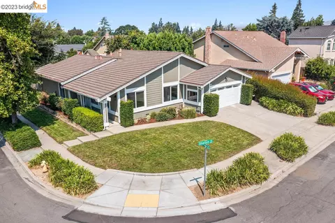 3787 Silverlock Rd, Fremont, CA 94555 photo 1
