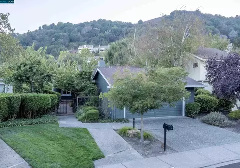 772 Augusta Dr, Moraga, CA 94556 photo 1