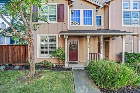 10719 Wallace Ln, Dublin, CA 94568 photo 1