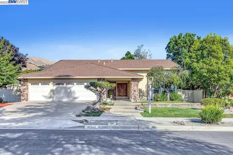 46548 Chaparral Dr, Fremont, CA 94539 photo 1