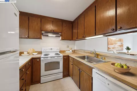 3521 Oleander Ave, Alameda, CA 94502 photo 1