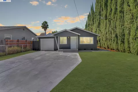 1711 Bessie Ave, Tracy, CA 95376 photo 1