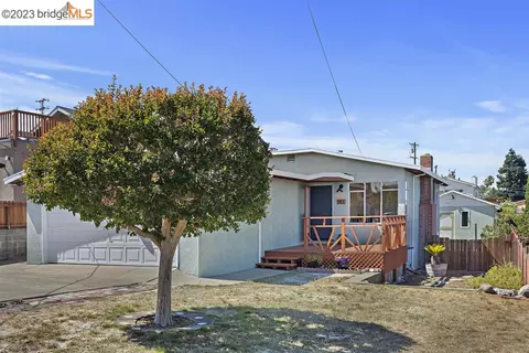 960 2nd Ave, Pinole, CA 94564 photo 1