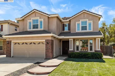 142 Kelley Mist Ln, Tracy, CA 95377 photo 1