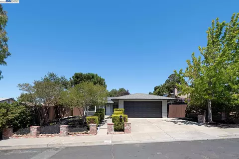 108 Birch St, Vallejo, CA 94589 photo 1