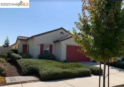 2586 Shadow Berry Dr, Manteca, CA 95336 photo 1