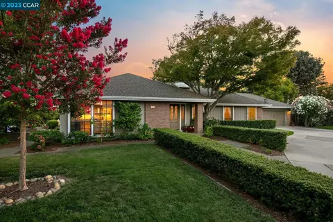 870 Ridge Dr, Concord, CA 94518 photo 1