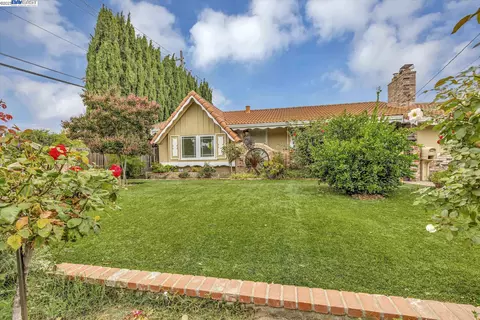 41102 Saint Anthony Dr, Fremont, CA 94539 photo 1
