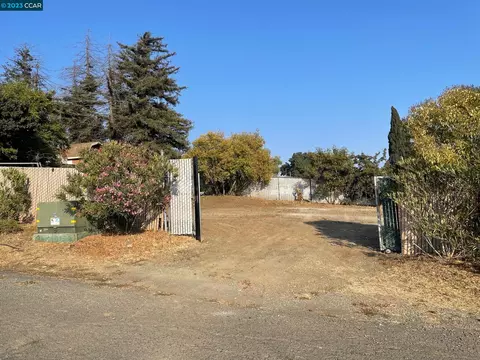 404 Hays Ln, Vallejo, CA 94591 photo 1