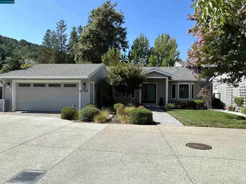 722 Augusta Dr, Moraga, CA 94556 photo 1