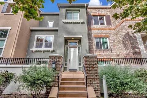 540 Saco Ter, Sunnyvale, CA 94089 photo 1