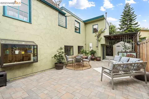 1123 Page St, Berkeley, CA 94702 photo 1