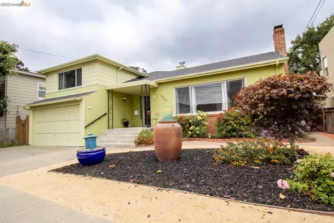 3024 Davis St, Oakland, CA 94601 photo 1