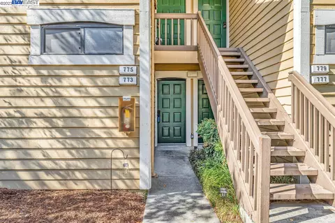 773 Center Ave, Martinez, CA 94553 photo 1