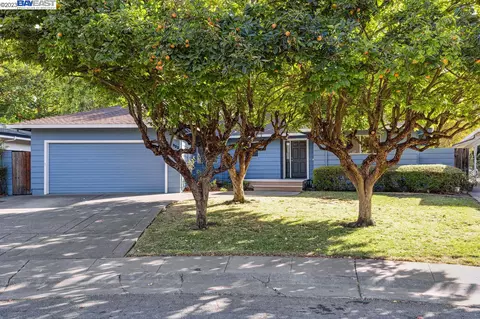 322 Mills Dr, Davis, CA 95616 photo 1