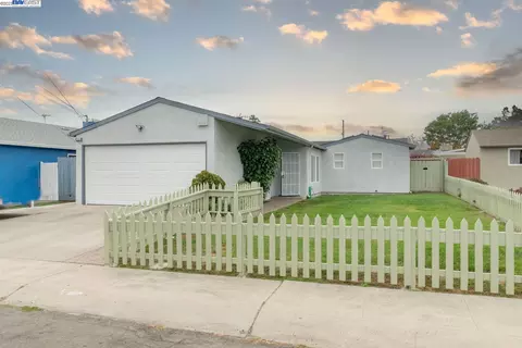 1371 Post Ave, San Leandro, CA 94579 photo 1