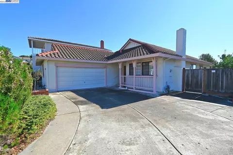 6445 Boone Dr, Castro Valley, CA 94552 photo 1