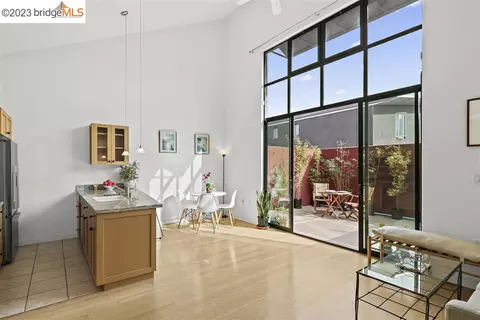 2704 8th St, Berkeley, CA 94710 photo 1