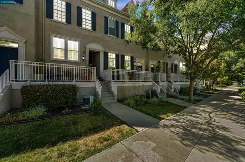 4491 Brannigan St, Dublin, CA 94568 photo 1