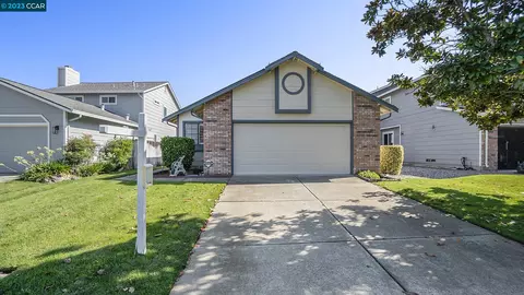 200 Flying Cloud Ct, Vallejo, CA 94591 photo 1