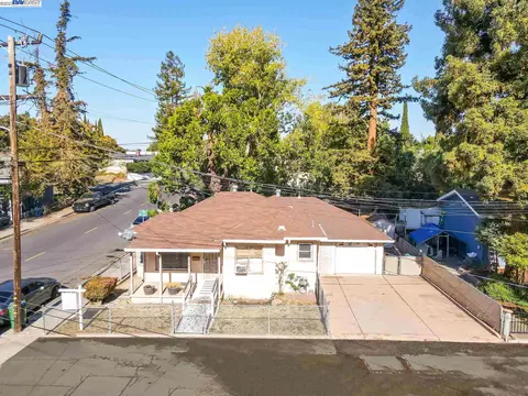 22850 5th St, Hayward, CA 94541 photo 1