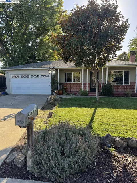 5006 Olive Dr, Concord, CA 94521 photo 1