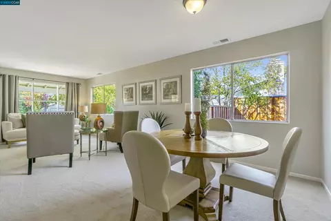 5523 Pennsylvania Blvd, Concord, CA 94521 photo 1
