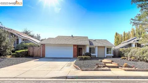 1911 Hemlock Dr, Oakley, CA 94561 photo 1