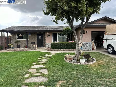 3225 Napier Dr, Modesto, CA 95350 photo 1