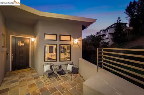 7164 Buckingham Blvd, Berkeley, CA 94705 photo 1