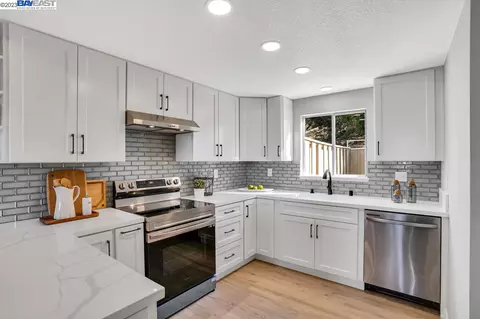 4360 Eagle Peak Rd #A, Concord, CA 94521 photo 1