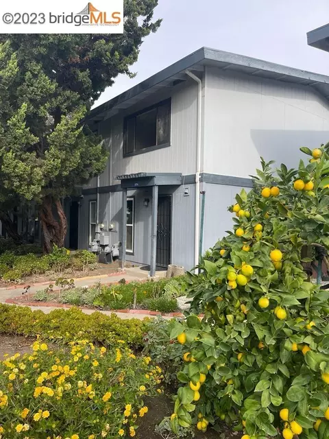 1374 Tree Garden Pl, Concord, CA 94518