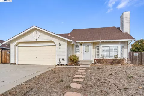1920 Gateway Dr, Oakley, CA 94561 photo 1