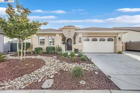1282 Bouchard Dr, Manteca, CA 95337 photo 1