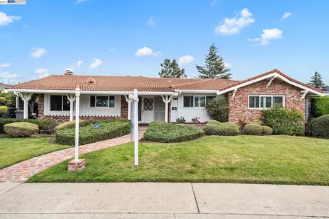 1794 View Dr, San Leandro, CA 94577 photo 1