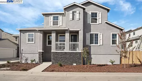1705 Bella Lago Dr, Stockton, CA 95206