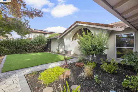 1163 Via Doble, Concord, CA 94521 photo 1