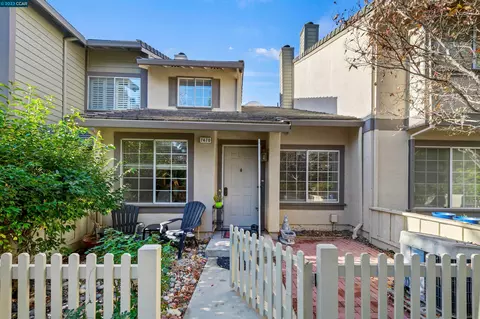 7470 Oxford Cir, Dublin, CA 94568 photo 1