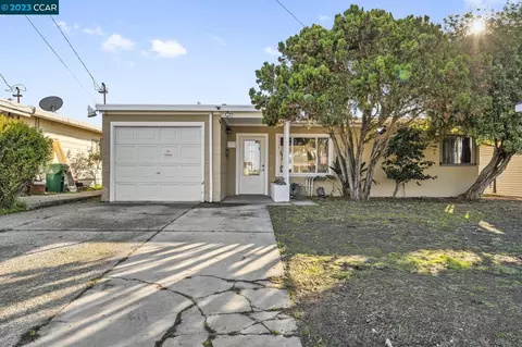 608 Johnson Dr, Richmond, CA 94806