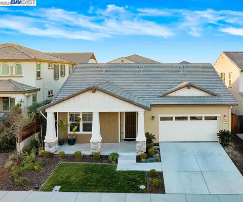 331 Steven Bridges Ct, Tracy, CA 95377 photo 1