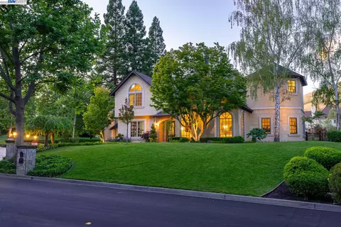 5201 Blackhawk Dr, Danville, CA 94506 photo 1