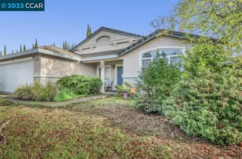 2102 Lighthouse Dr, Fairfield, CA 94534 photo 1